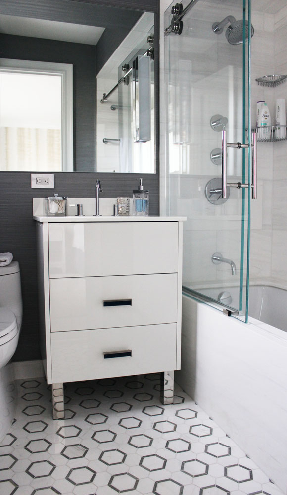 BATHROOM 7.jpg