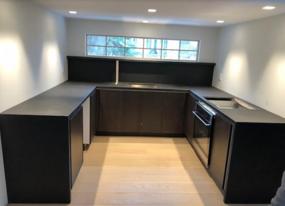 absolute black honed granite.png